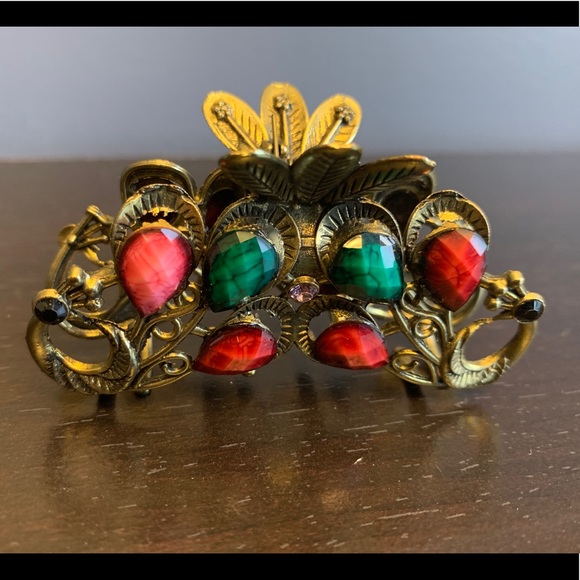 Head Accessory - Picture 3 of 4